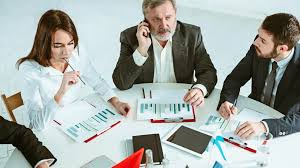 إستراتيجيات تقييم الاداء الوظيفي وإعداد كفاءات المستقبل 